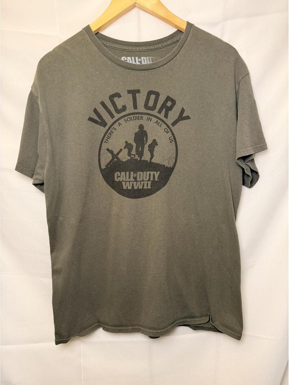 Official Call of Duty WWII Victory Graphic T-Shirt Large Olive Green 100% Cotton
